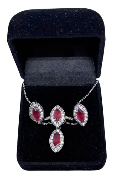 Yakut Işıltılı Gümüş Set&Takım ürün görseli 1