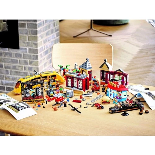 Lego City 60271 Main Square - Resim 5