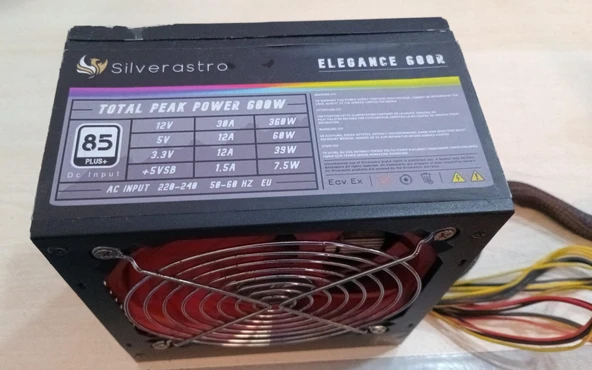 600W 85+ Silverastro Power Supply (KUTUSUZ ÜRÜN - AZ KULLANILMIŞ-SORUNSUZ ) ürün görseli 1