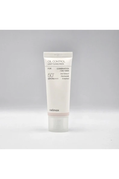 - Oil Control Light Sunscreen ürün görseli 1
