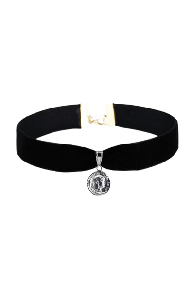 Siyah Renk Kadife Kadın Madalyon Choker Kolye ürün görseli 1