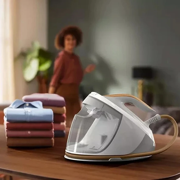 Philips Premium Optimaltemp Titanium Steamglide Elite Tabanlı Buhar Kazanlı Ütü ürün görseli 1