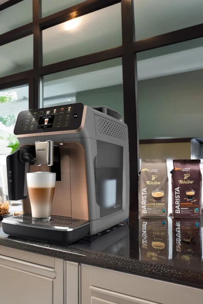 Philips Tam Otomatik Espresso Makinesi, 20 Sıcak ve Soğuk İçecek Espresso, sütlü latte, cappuccino vb. ürün görseli 1