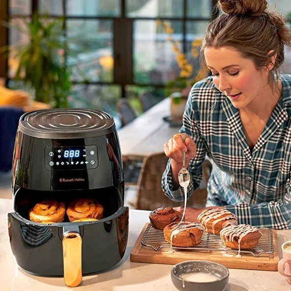 RUSSELL HOBBS 5 Lt 1650W Dijital Ekranlı Sesli Uyarısı Sistemli Zamanlayıcılı Aşırı Isınma Korumalı Otomatik Kapanma Fonksiyonlu Yağsız Airfryer Fritöz ürün görseli 1