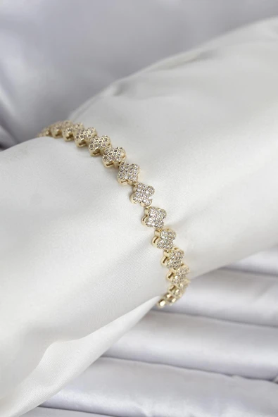 Pirinç Gold Renk Yonca Model Sıralı Zirkon Taşlı Kadın Bileklik 5886 ürün görseli 1