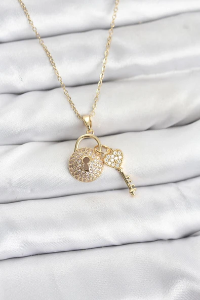 316L Çelik Zincir Gold Renk Kilit Anahtar Model Zirkon Taşlı Kadın Kolye 5886 ürün görseli 1