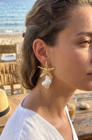 Doğal Deniz Kabuğu ve Gold Renk Yıldız Model Kadın Küpe 5886 ürün görseli 1