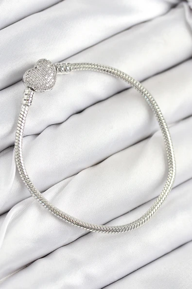 Pirinç Charm Zirkon Taşlı Kalp Model Gümüş Renk Kadın Bileklik 5886 ürün görseli 1