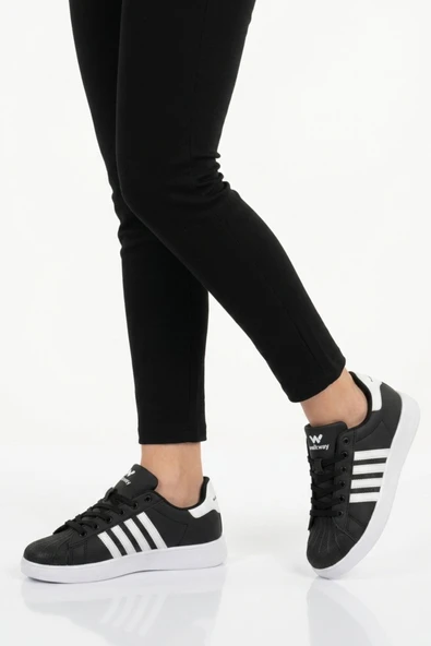 Siyah Beyaz Bağcıklı Unisex Spor Ayakkabı ürün görseli 1