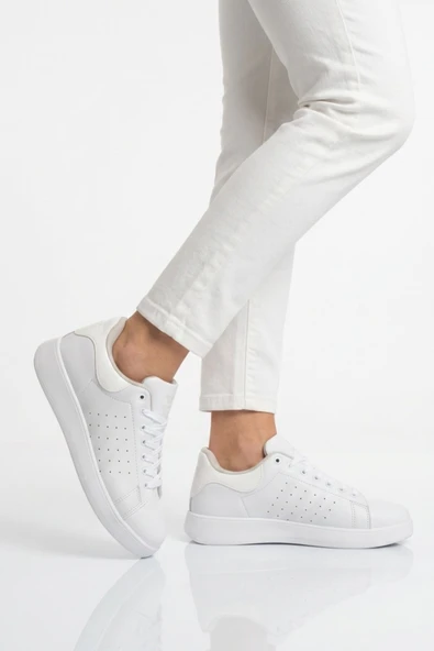 Beyaz Bağcıklı Unisex Spor Ayakkabı ürün görseli 1