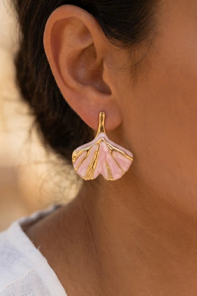 Gold Pembe Mineli Yaprak Premium Çelik Küpe ürün görseli 1