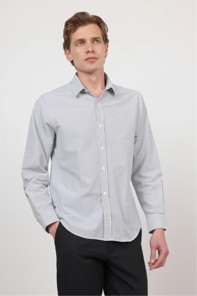 Beyaz-Siyah Sert Yaka Uzun Kol Cepsiz Slim Fit Pamuklu Gömlek 1004260214 ürün görseli 1