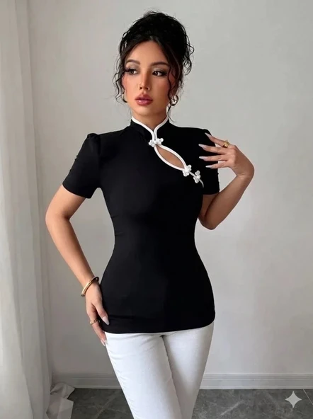 Kadın Beyaz şerit Detaylı Dar Kesim Dik Yaka Bluz ürün görseli 1