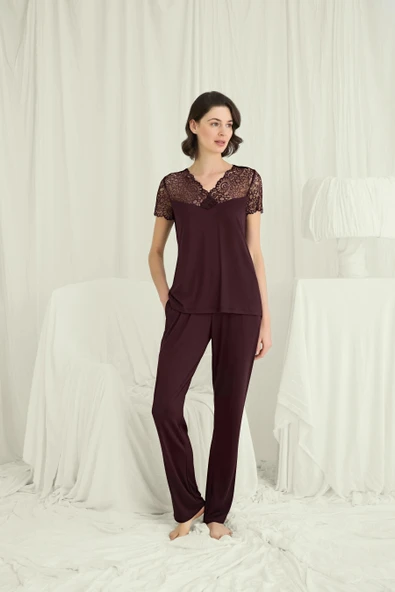 HERŞEYTREND  Kısa Kollu ve Dantelli V Yaka Pijama Takımı ürün görseli 1