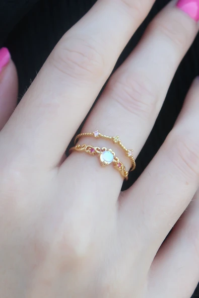 Gold Renk Zirkon Taşlı Taç Model Kadın Yüzük ürün görseli 1