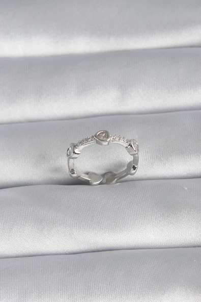 Pirinç Gümüş Renk Kalp Model Zirkon Taş Detay Kadın Yüzük ürün görseli 1