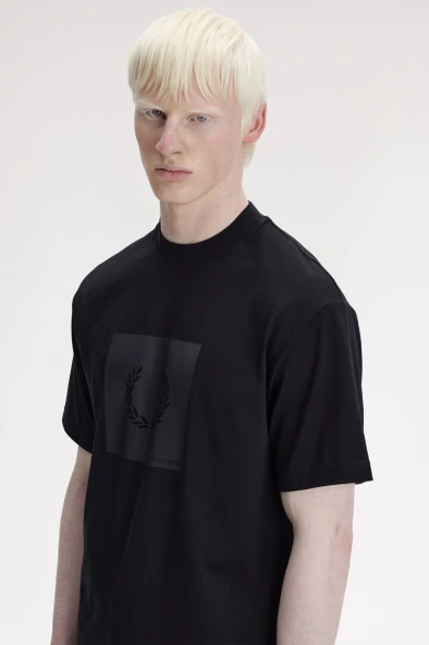 Fred Perry M2404 Box Graphic Erkek Tişört - Resim 3