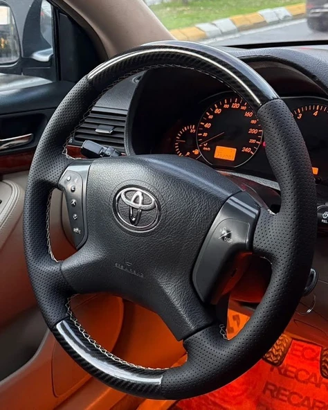 Toyota avensis T25 kasa 2003-2009 Araca Özel Direksiyon Kılıfı 5D KRİSTAL KARNON SOFT NOKTA ürün görseli 1