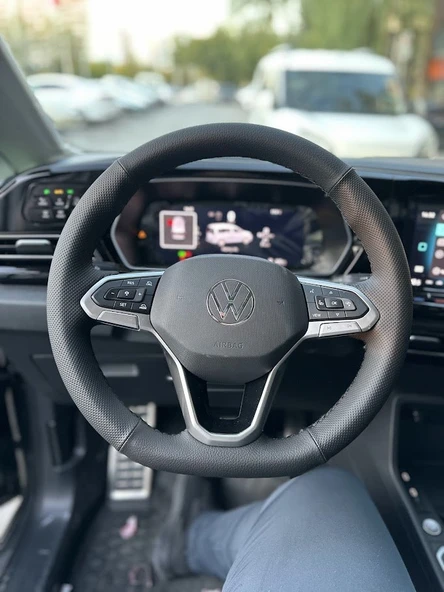Volkswagen Golf 8 Caddy 2022-2026 Araca Özgü Dikmeli Direksiyon Kılıfı F1 OLAN ARAÇLARA UYGUNDUR ürün görseli 1