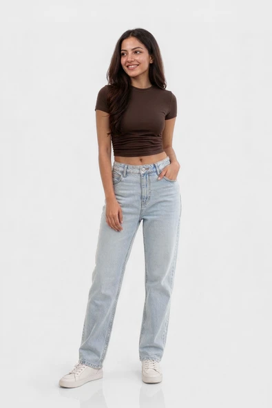 Kadın %100 Pamuk Straight Fit Buz Mavisi Jean Pantolon ürün görseli 1
