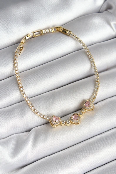 Pirinç Sıralı Pembe Kalp Figürlü Zirkon Taşlı Gold Renk Kadın Bileklik TJ-BB6983 ürün görseli 1