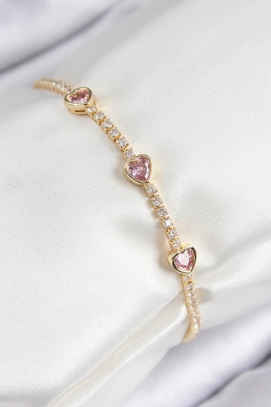 Pirinç Zirkon Taşlı Pembe Kalp Model Gold Renk Kadın Bileklik TJ-BB7687 ürün görseli 1