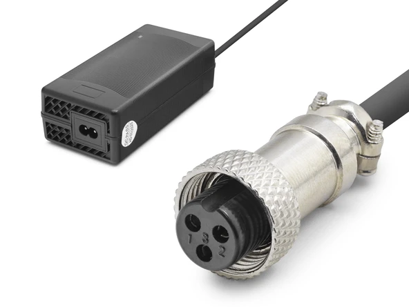 Scooter Adaptörü 29.4V 5A 147W (3 Pin 9 Mm) - Siyah HD8889 ürün görseli 1