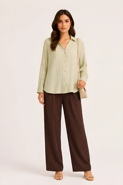 Lili Woman Kadın Relax Fit Sırt Pile Detaylı Oversize Gömlek E.8002 ürün görseli 1