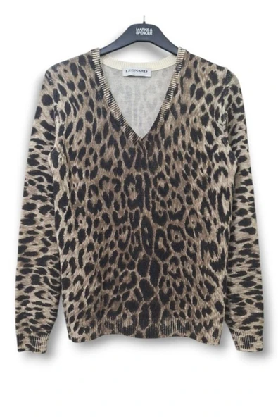 LEONARD Paris M-l / 38 - 40 Bol Kesim Triko Dökümlü Leopar Desenli Derin V Yaka Uzun Kollu Bluz ürün görseli 1