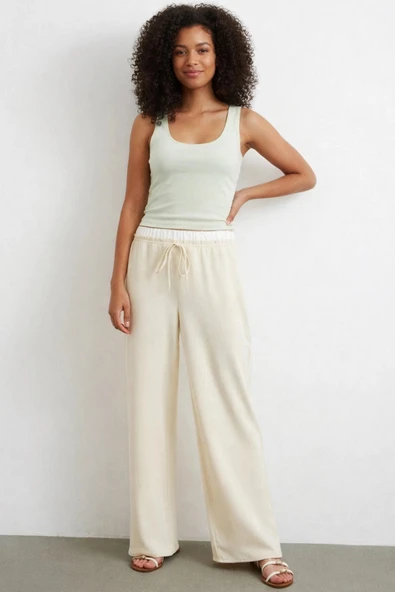 Bel Bantlı Wide Leg Rahat Pantolon ürün görseli 1