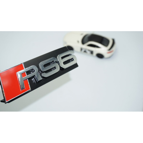 DK Tuning RS6 Gümüş Kırmızı 3D Ön Panjur Logo Audi İle Uyumlu ürün görseli 1