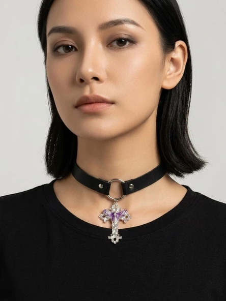 Kadın Gotik Haç Choker Kolye – Siyah Deri Boyunluk, Taşlı Haç Kolye Ucu, Y2K Punk Gothic Kolye ürün görseli 1