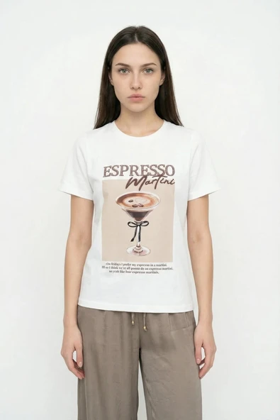 Quzu Baskı Nakış Detaylı Kadın T-shirt ürün görseli 1