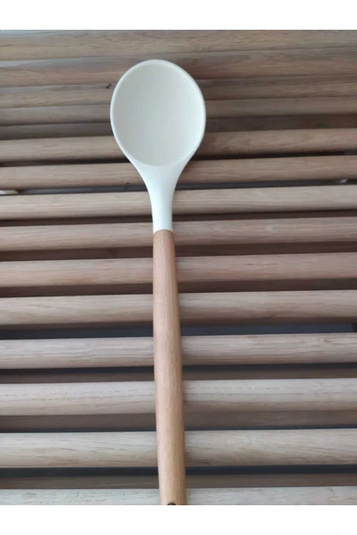 Yanmaz Yapışmaz Ahşap Saplık Silikon Kepçe ürün görseli 1