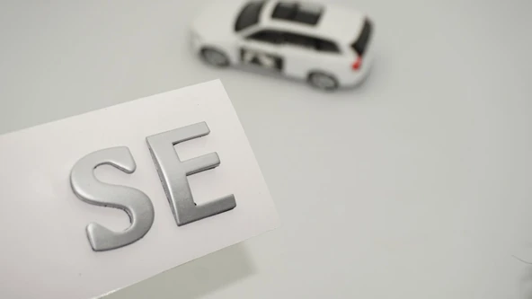 DK Tuning Range Rover SE L322 2003-2012 Bagaj Gri Yazı Logo Arma ürün görseli 1