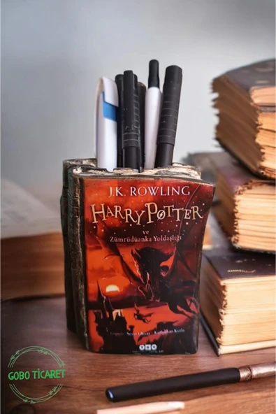 Gobo Harry Potter ve Zümrüdüanka Yoldaşlığı Kitabı Şeklindeki Kalemlik 10 x 8 cm ürün görseli 1