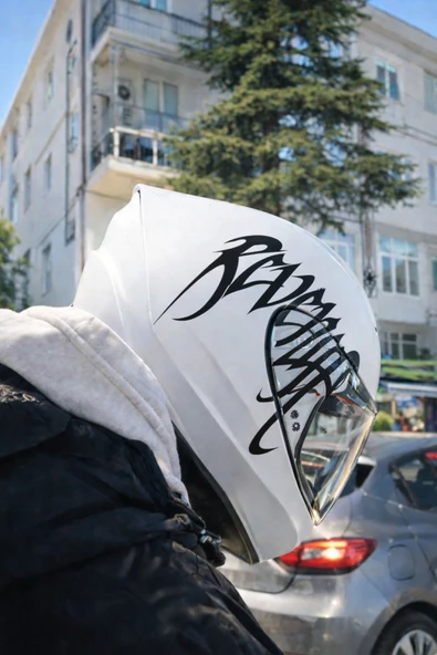 STCKRCO Revenge Kask Sticker – Motor Kaskı İçin Premium Sticker Siyah ürün görseli 1
