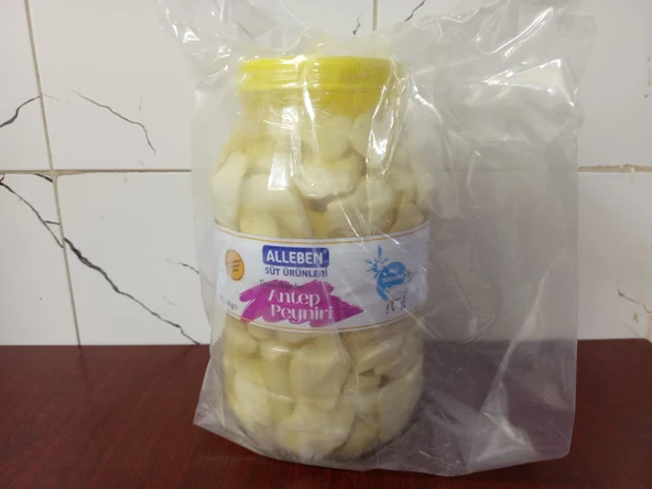 Antep Peyniri (Keçi sütünden) Net: 2500 GR Bidon Az Tuzlu SALAMURA ürün görseli 1