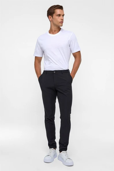Beyaz Slim Armürlü Jogger Pantolon ürün görseli 1