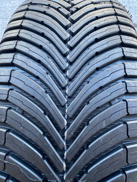215/50R17 95W XL BRIDGESTONE TURANZA ALL SEASON 6 M+S/SFM (B/C/70) (4MEVSIM)(2025) ürün görseli 1