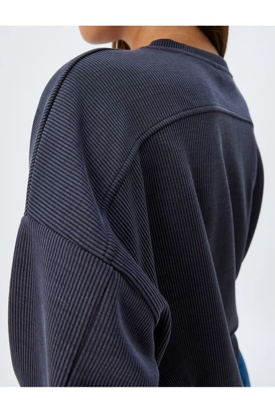 Basic Sweatshirt Uzun Kollu Bisiklet Yaka - Resim 10
