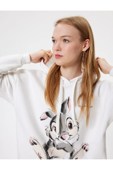 Bambi Baskılı Şardonlu Lisanslı Kapüşonlu Oversize Sweatshirt ürün görseli 1
