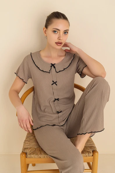 Fransız Yaka Fiyonklu Gipeli Pijama Takımı ürün görseli 1