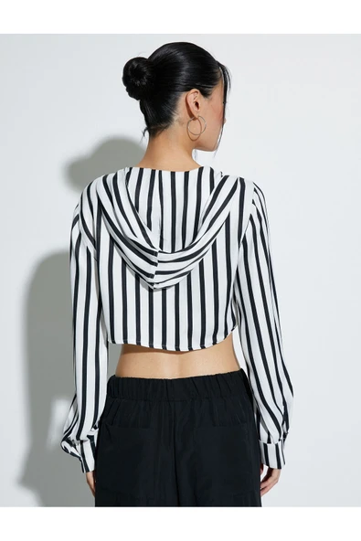 Kapşonlu Crop Bluz V Yaka - Resim 4