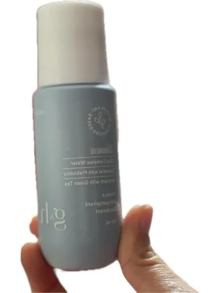 Uzun Süre Kalıcı Terlemeye Karşı Roll-On Deodorant ürün görseli 1