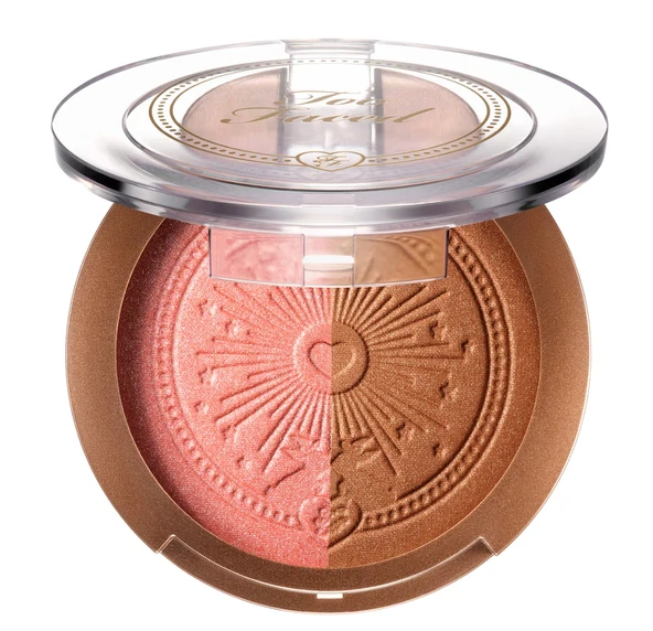 Too Faced Sun Bunny Bronzer - Pembe Alt Tonlu Bronzlaştırıcı Pudra Strawberry Bunny ürün görseli 1