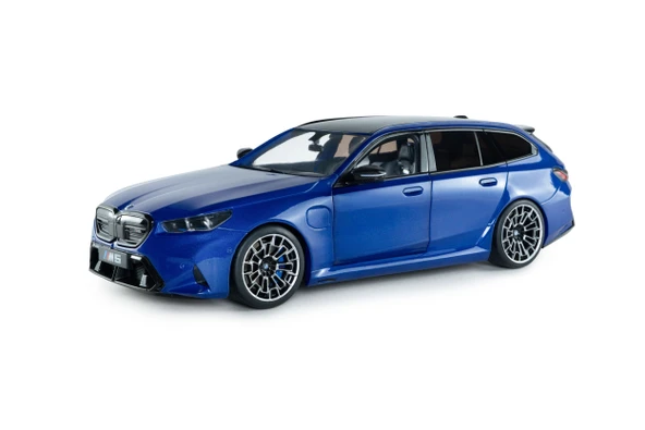 Solido S1814801 1/18 BMW M5 TOURING – M Marina Bay Blue Metallic – 2024 ürün görseli 1