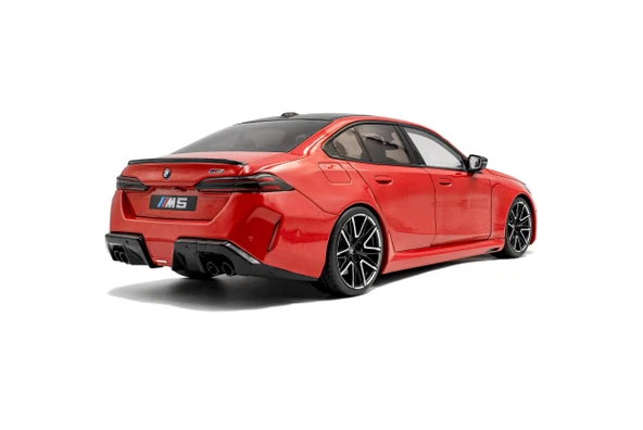 Solido S1814702 1/18 BMW M5 – FIRE RED – 2025 - Resim 4