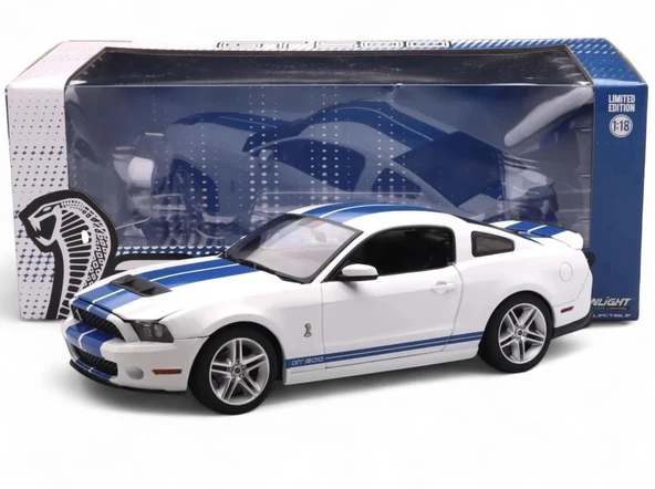 GreenLight 1/18 2011 Shelby GT500 - Performance White with Grabber Blue Stripes ürün görseli 1