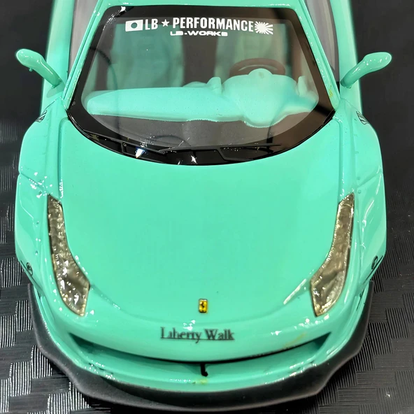 M. C. E. 1/64 Ferrari 458 Italia - Resim 3